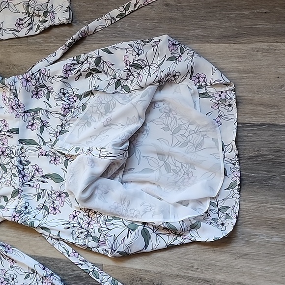 Floral  Dress in White and Purple - Picture 10 of 16